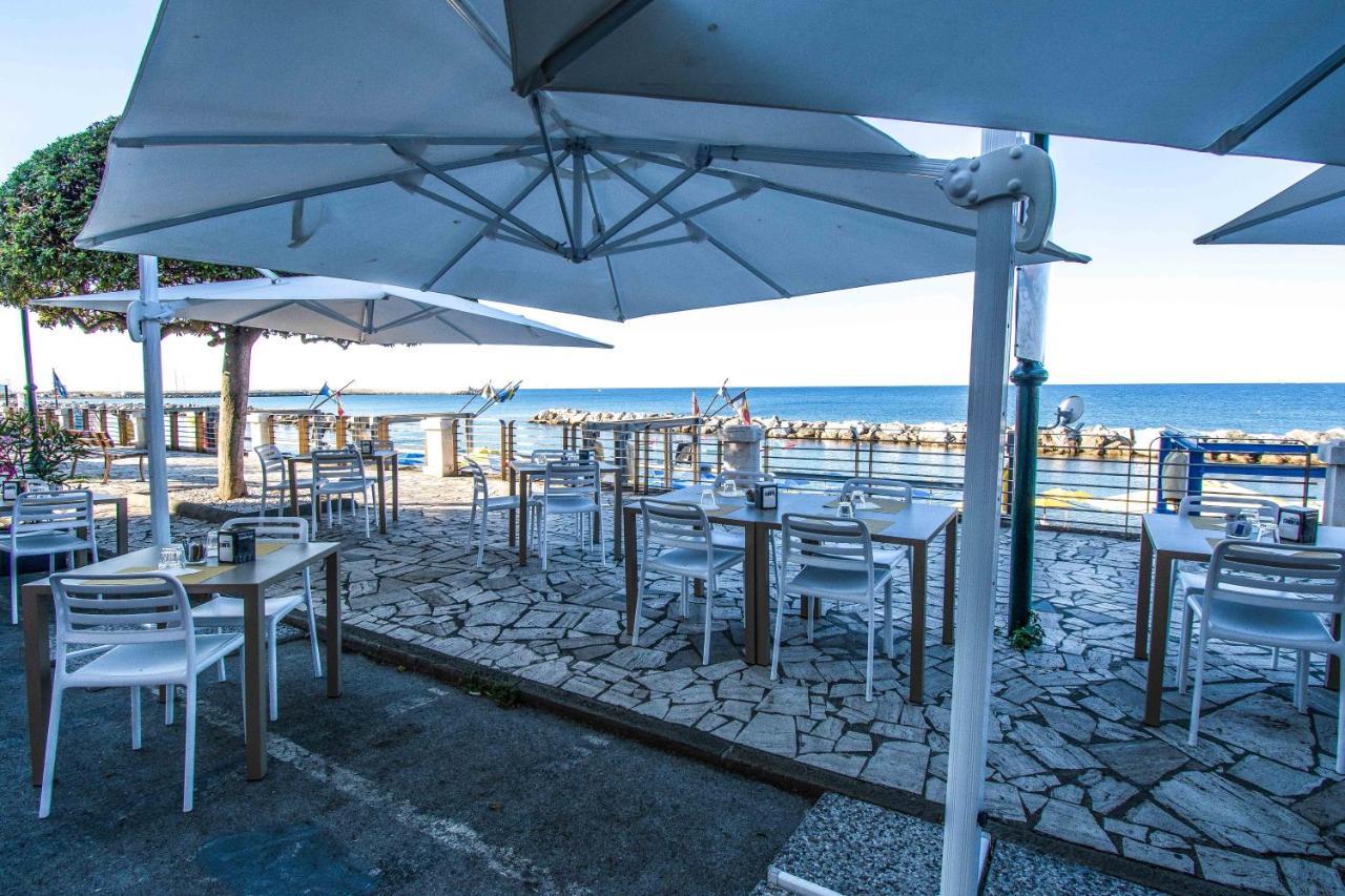 Hotel San Pietro Chiavari Exterior foto